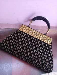 🚫 Embellished Black Clutch Bag