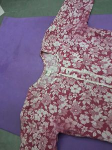 Floral Print Kurta with Lace Detail