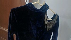 Elegant Navy Velvet Dress with Fringe Detail