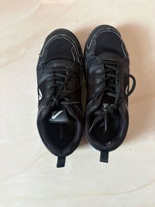 Boldfit Athletic Shoes(it has one hole))