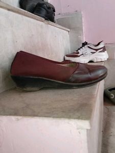 Stylish Women's Flats