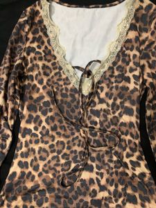 Bow Lace Trim V-Neck Top