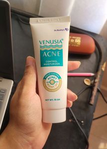 Venusia Acne Control Moisturizer[NEW]