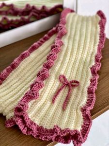 Handmade crochet bow  Scarf 🧣 🌷