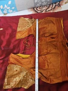kanjivaram Maroon Silk Saree with Gold Border