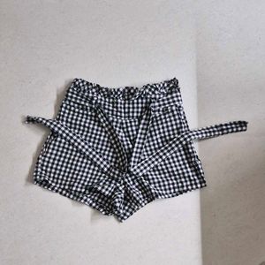 Cute Gingham Shorts