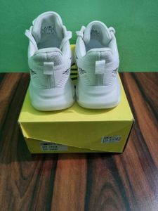 AIR Men's White Sports Shoes / Running Shoe
