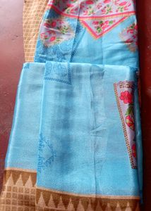 Crepe saree new one.. grab it for very low rate..