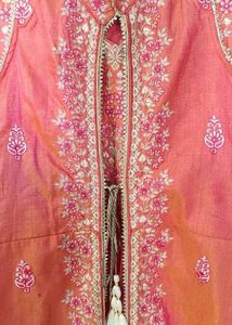 Elegant coral Embroidered maxi dress with floor le