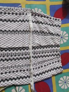 And brand bodycon skirt