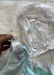 Lightweight Hooded zipper
