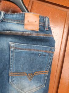 jeans