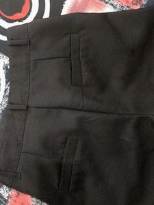 straight fit Black Trousers