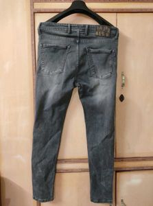 Men’s Grey Washed Slim-Fit Jeans | Size 38