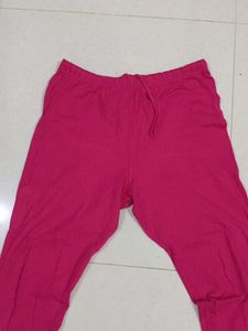 Comfortable Magenta Leggings