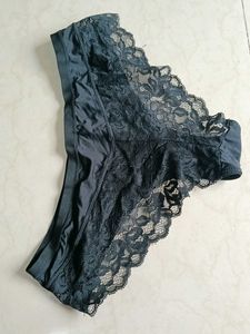 Black Lace Bra and Panty Set
