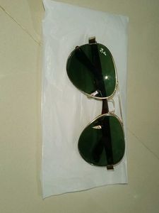 Ray-Ban Aviator Sunglasses