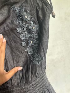 Elegant Charcoal Grey Embroidered Top 🖤