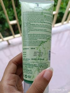 Ozone Ayurvedic Neem And Aloevera Face Wash