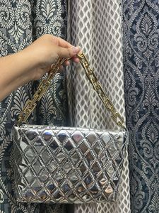 Shiny Quilted Handbag with Gold Chain