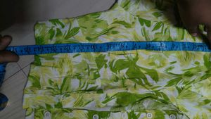 Vibrant Floral Print crop Shirt