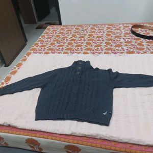 Nautica Cable Knit Sweater unisex