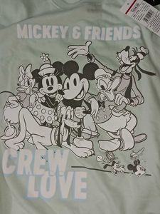 NEW Disney Mickey &amp; Friends Crew Sweatshirt tshirt