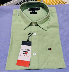 [BRAND NEW WITH TAGS]Tommy Hilfiger.Premium shirts
