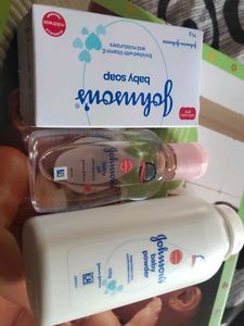Johnson's Baby Care Set