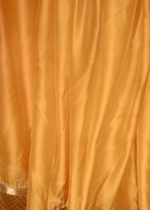 Yellow Plain Silk Saree With Border, Stitched Blouse