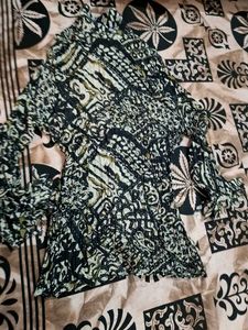 Unique Print shirt