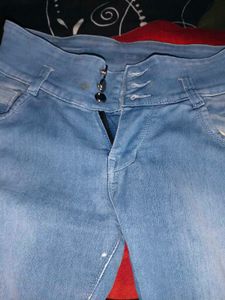 Light Wash High-Waisted Jeans