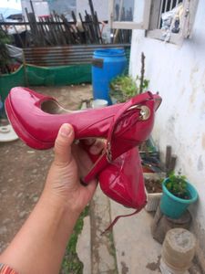 Chic Patent Heels