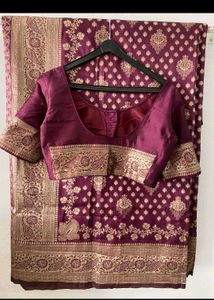Elegant Purple Silk Saree with Intricate Weave
