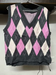 Argyle Sweater Vest💜💜