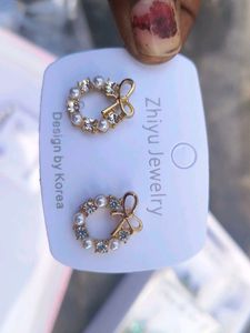 Korean Studs Pack Of 2 Bow