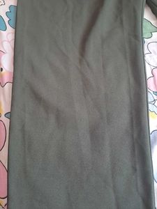 Stylish Olive Green Wide-Leg Trousers