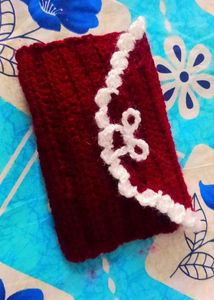 Crochet pouch