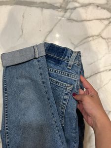 Levi’s Light Wash Baggy Jeans