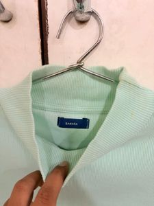 Mint Green Mock Neck Crop Top