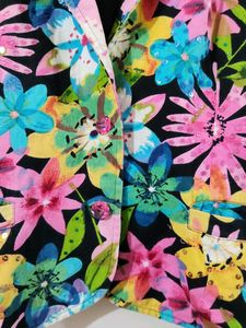 Vibrant Floral Print Blazer