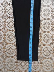 New GYM trouser For Girls Stylish And All Black