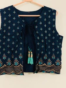 Ethnic Printed Sleeveless Shrug