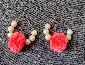 Pom Pom Earrings