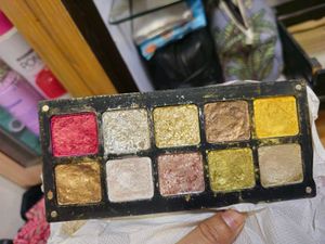 Sparkling Eyeshadow Palette