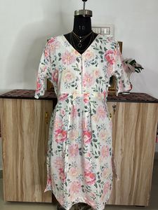 Floral Print V-Neck Kurta