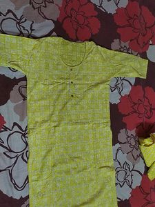 Kurta Set With 3/4th Sleeves Cotton Fabric