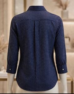 cute polka dot button up 💙