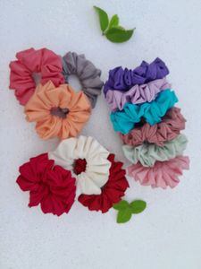 Set Of 12 Scrunchies ♥️