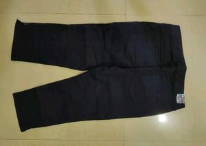 Black Capri Pant